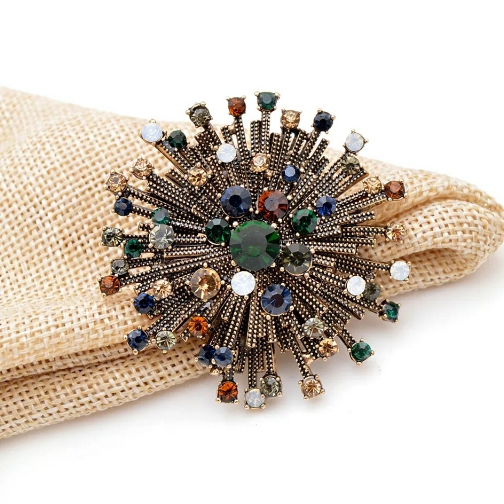 Brooch